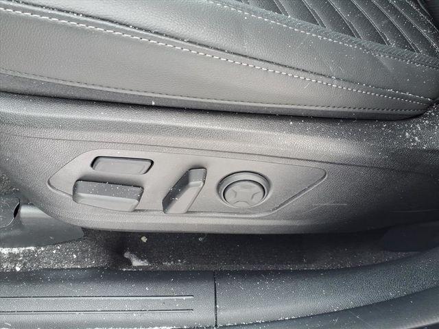 new 2026 Kia Sorento car, priced at $45,606