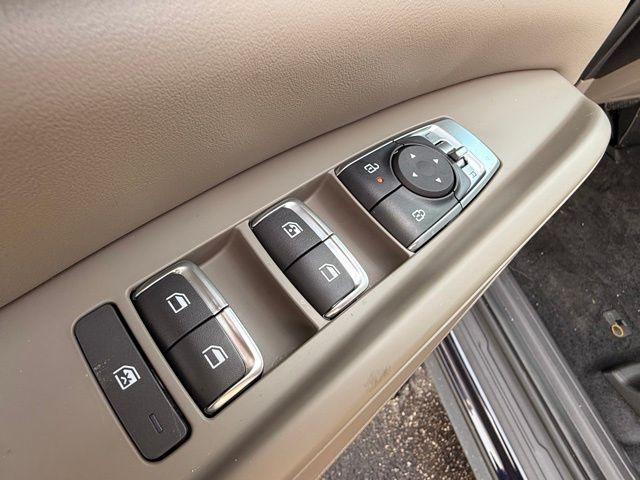 new 2026 Kia Carnival Hybrid car, priced at $42,319