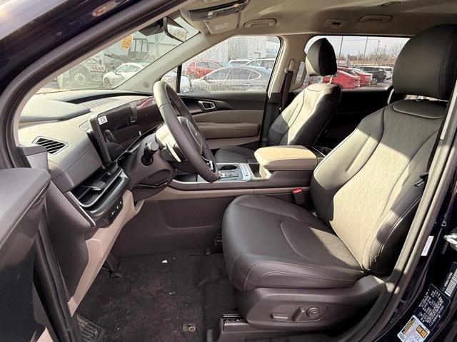 new 2026 Kia Carnival Hybrid car, priced at $43,110