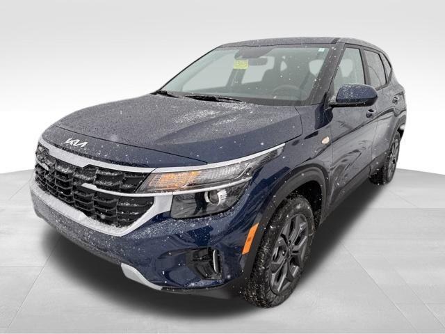 new 2026 Kia Seltos car, priced at $26,360