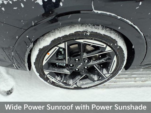 new 2026 Kia K4 car, priced at $27,180