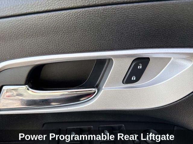 used 2015 Chevrolet Equinox car, priced at $8,400