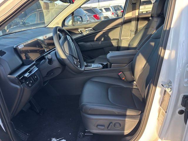 new 2026 Kia Sportage car, priced at $32,255