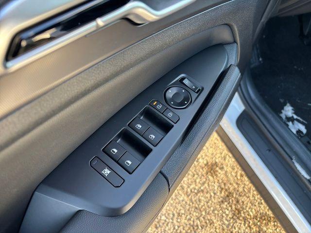 new 2026 Kia Sportage car, priced at $32,255