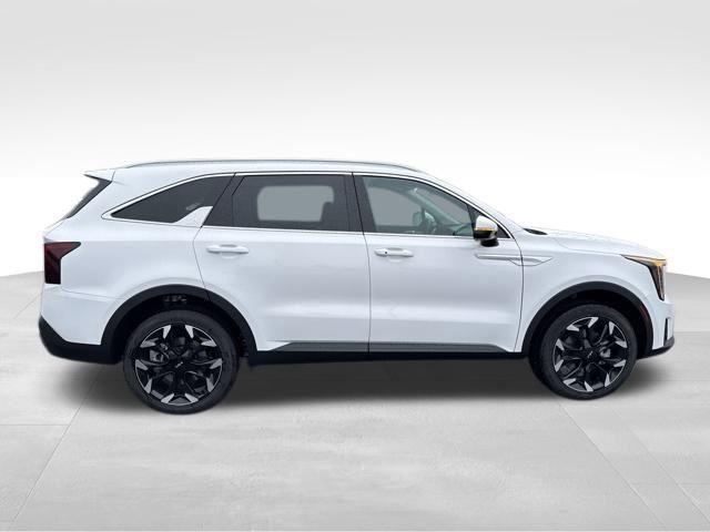 new 2026 Kia Sorento car, priced at $38,324