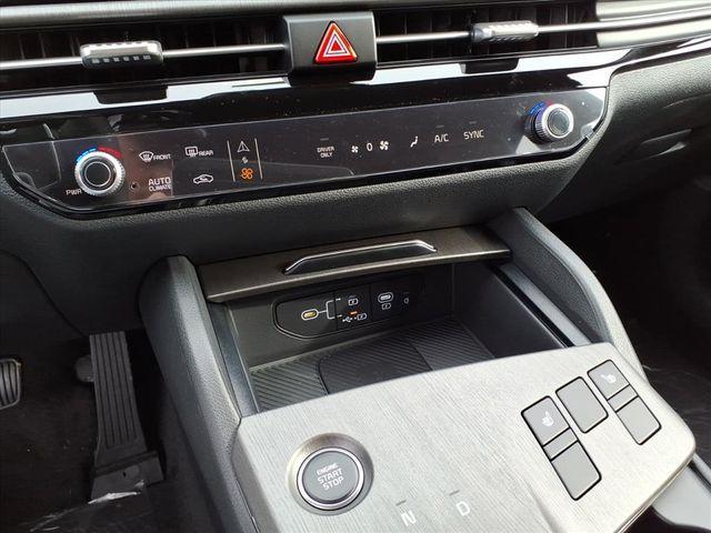 new 2026 Kia Sportage Hybrid car, priced at $35,742