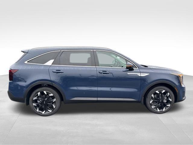 new 2026 Kia Sorento car, priced at $39,695