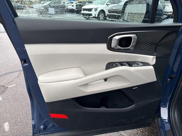 new 2026 Kia Sorento car, priced at $39,695