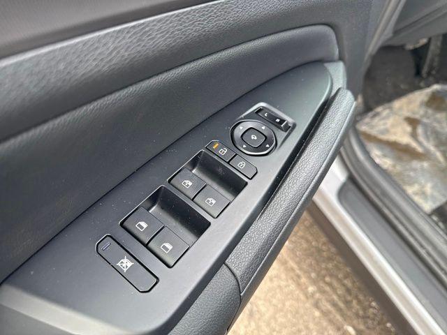 new 2026 Kia Sportage Hybrid car, priced at $40,158