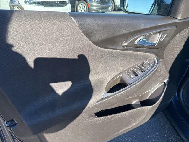 used 2017 Chevrolet Malibu car, priced at $7,368