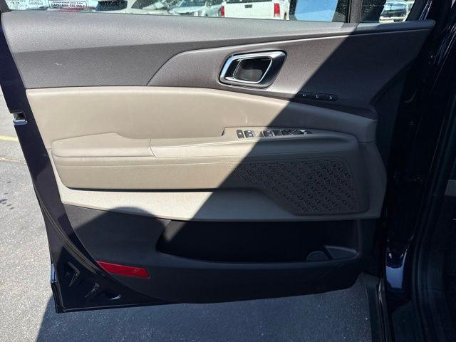 new 2026 Kia Carnival car, priced at $42,166