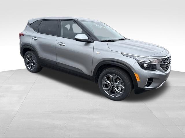 new 2026 Kia Seltos car, priced at $26,215
