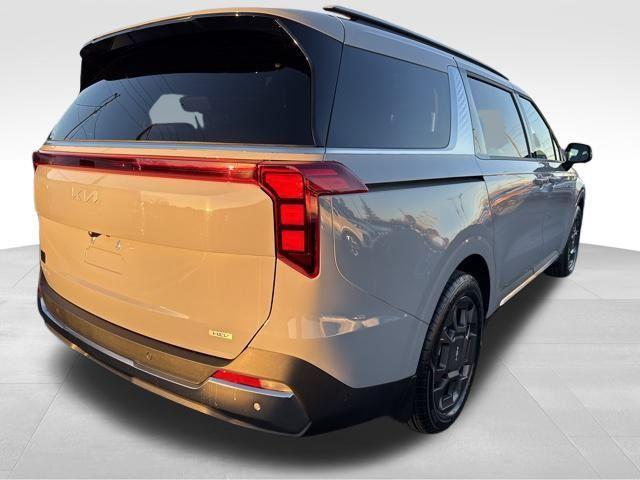 new 2026 Kia Carnival Hybrid car, priced at $47,903
