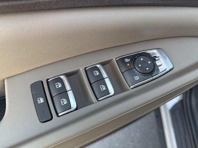 new 2026 Kia Carnival Hybrid car, priced at $47,903