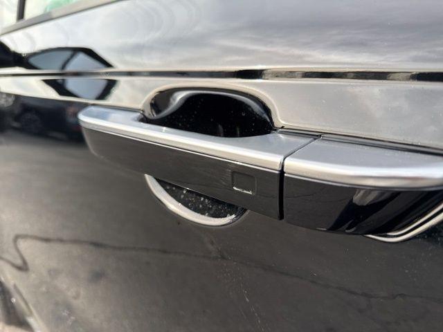 new 2026 Kia Carnival Hybrid car, priced at $52,510