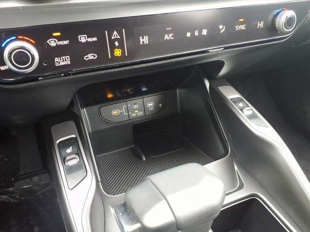 new 2026 Kia Sorento car, priced at $37,852