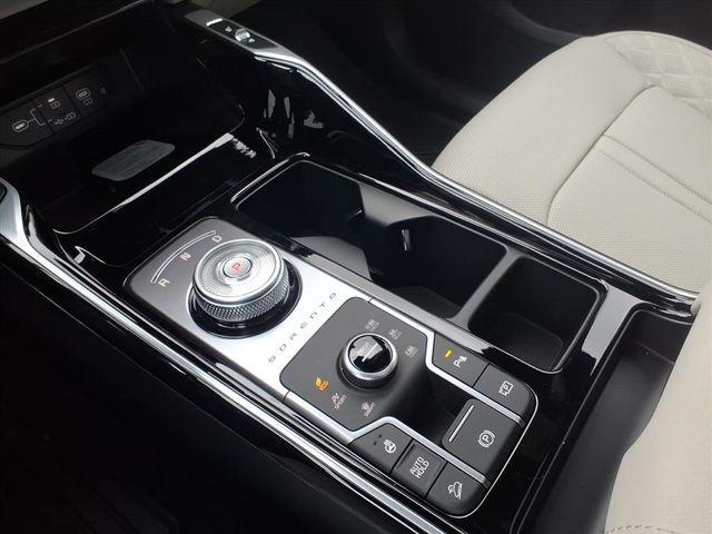 new 2026 Kia Sorento Hybrid car, priced at $45,475