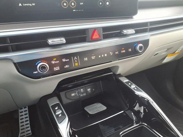 new 2026 Kia Sorento Hybrid car, priced at $45,475