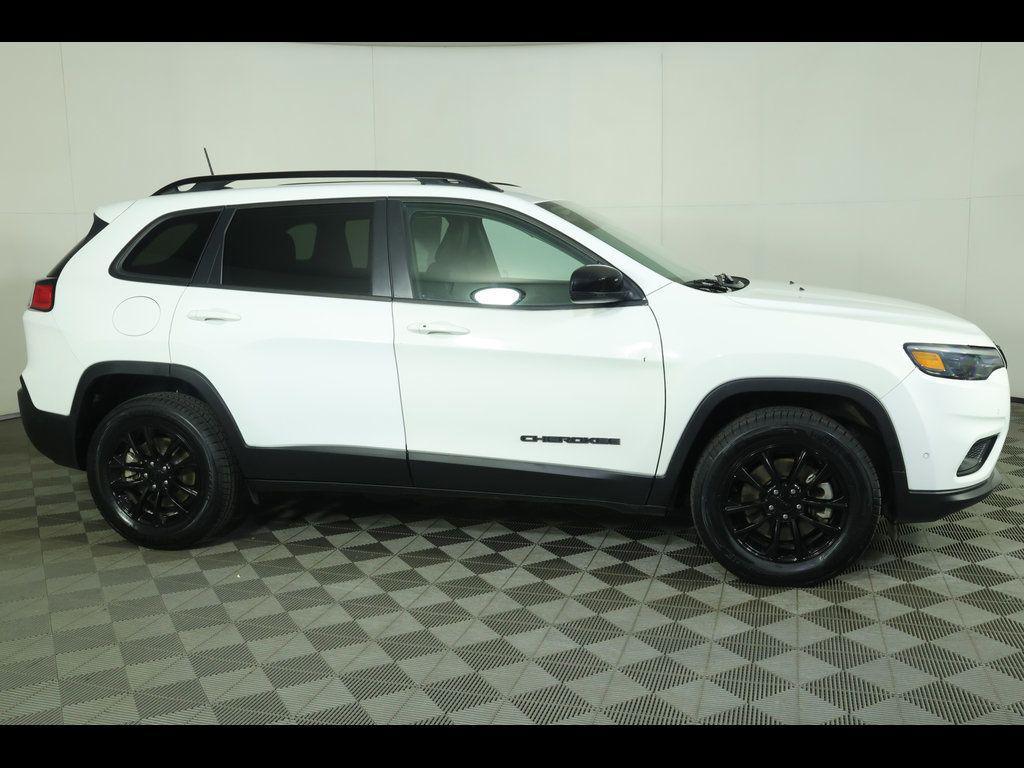 used 2023 Jeep Cherokee car, priced at $24,391