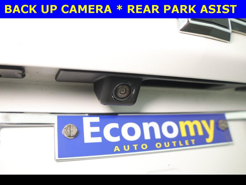 used 2020 Chevrolet Equinox car, priced at $13,274