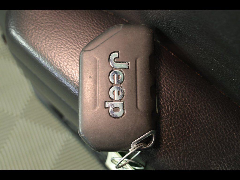 used 2021 Jeep Wrangler Unlimited car, priced at $21,994