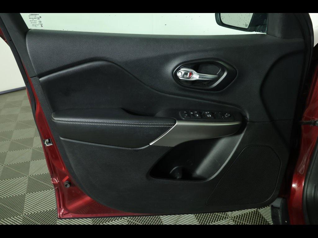 used 2021 Jeep Cherokee car, priced at $14,823