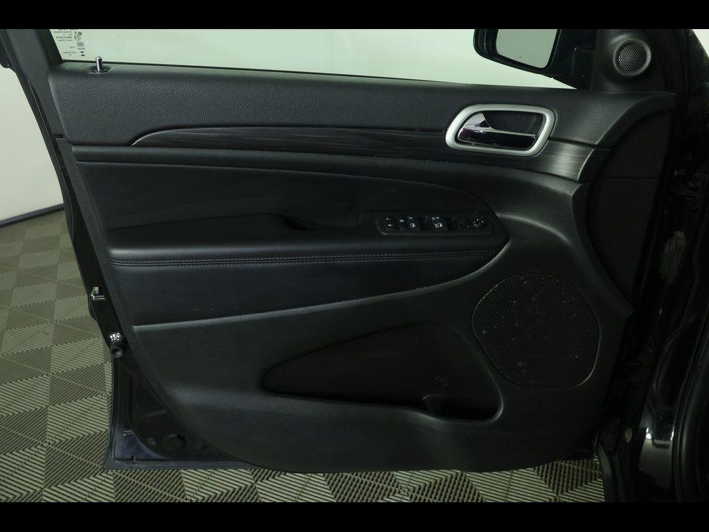used 2022 Jeep Grand Cherokee car, priced at $19,827