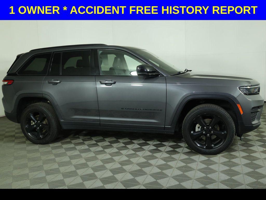 used 2022 Jeep Grand Cherokee car, priced at $21,499