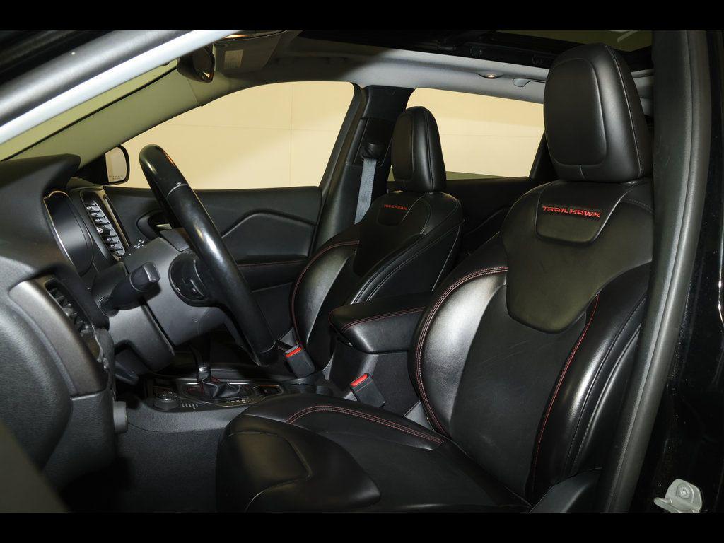 used 2020 Jeep Cherokee car, priced at $16,995