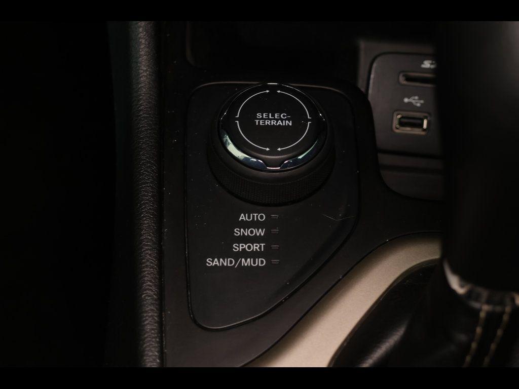 used 2016 Jeep Cherokee car, priced at $11,446