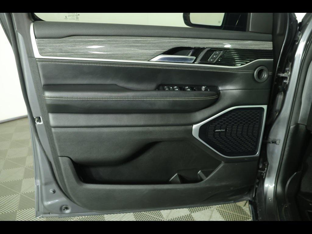 used 2022 Jeep Wagoneer car, priced at $32,900