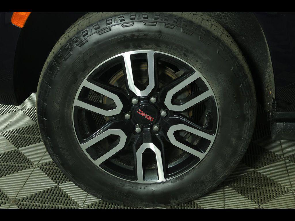 used 2021 GMC Yukon XL car, priced at $42,152