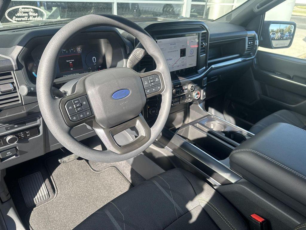 new 2025 Ford F-150 car, priced at $50,825