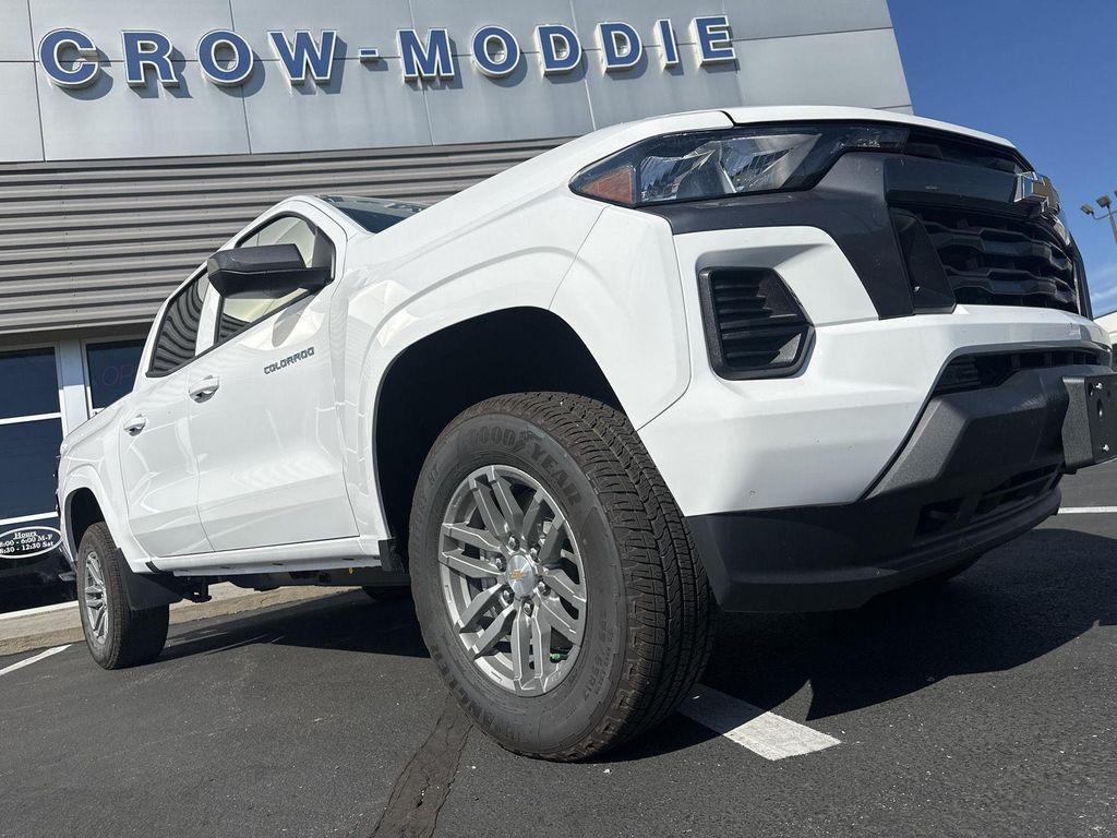new 2026 Chevrolet Colorado car, priced at $42,880
