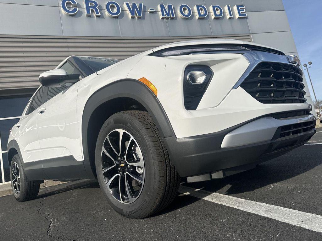 new 2026 Chevrolet TrailBlazer car, priced at $29,310