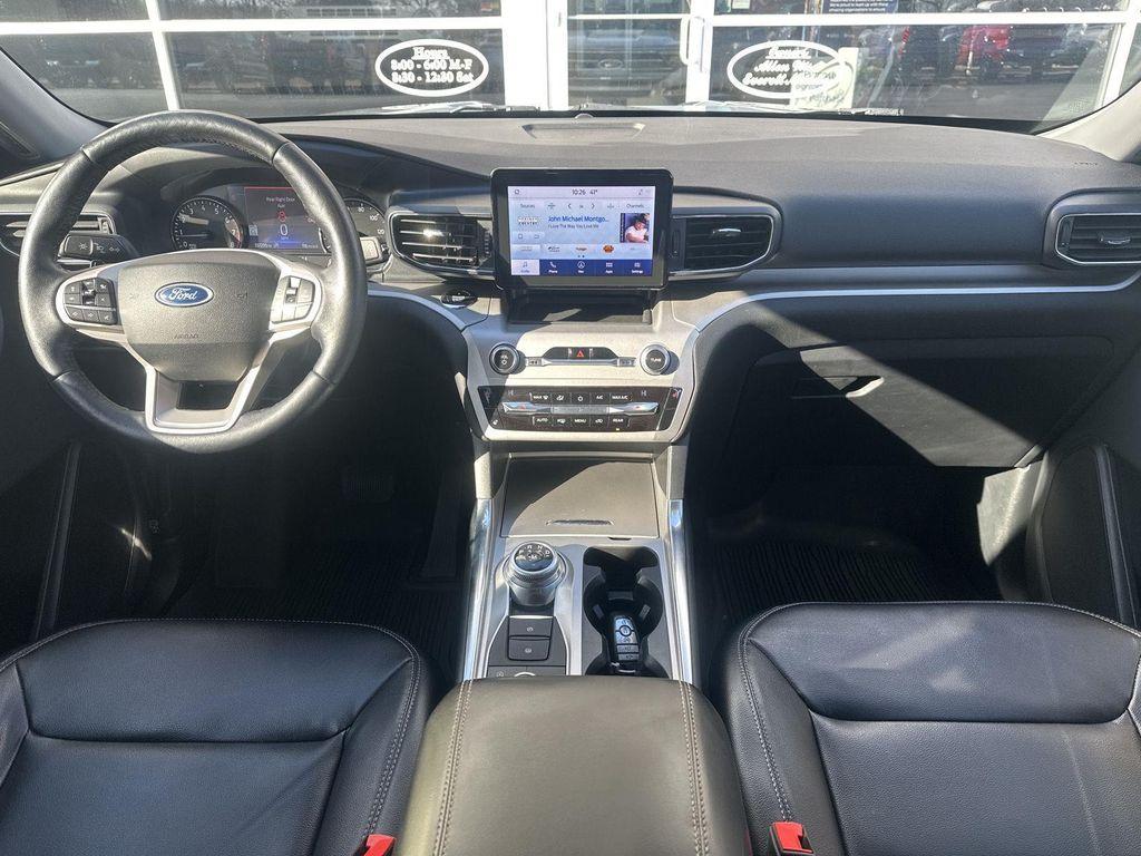 used 2020 Ford Explorer car