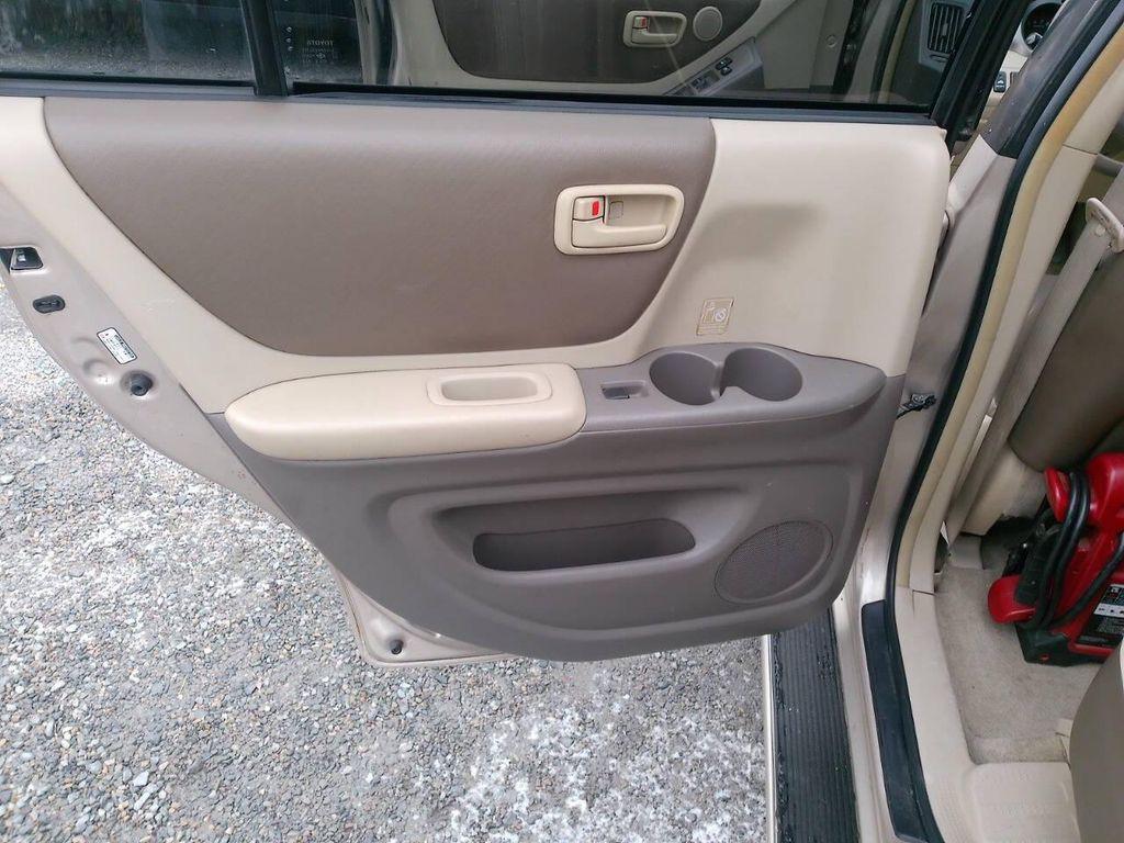 used 2007 Toyota Highlander car, priced at $6,599