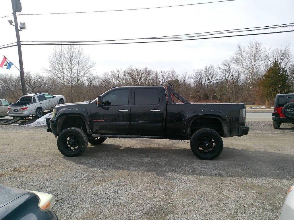 used 2011 GMC Sierra 2500 car, priced at $21,245