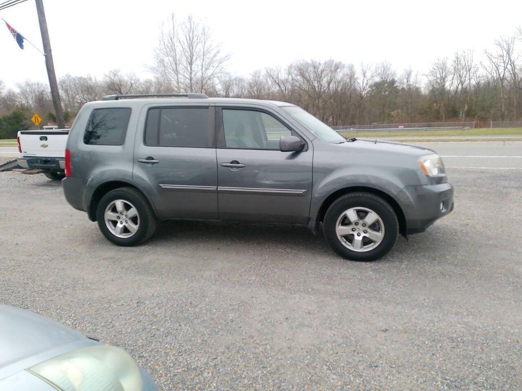 used 2011 Honda Pilot car, priced at $8,495