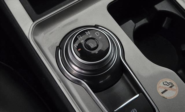 used 2024 Ford Edge car, priced at $17,491