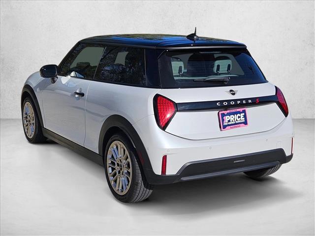 used 2025 MINI Hardtop car, priced at $29,491
