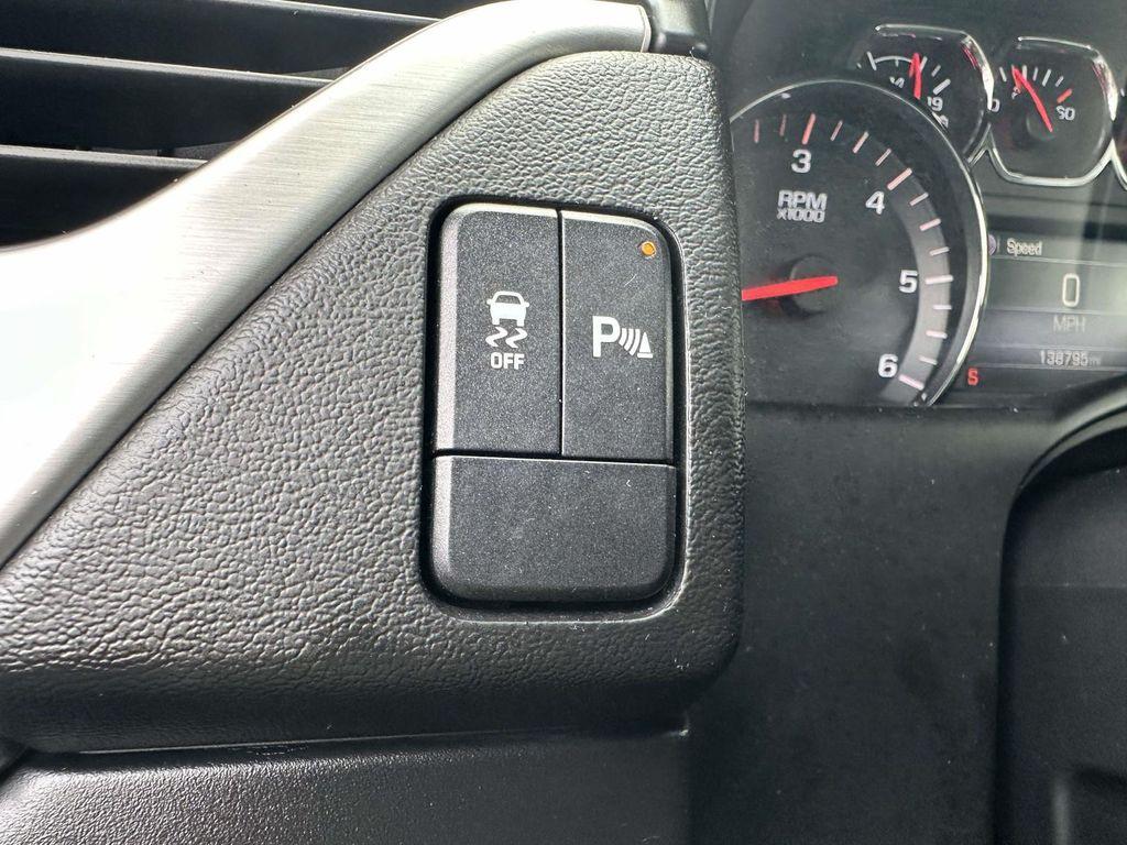 used 2015 GMC Yukon car, priced at $18,995