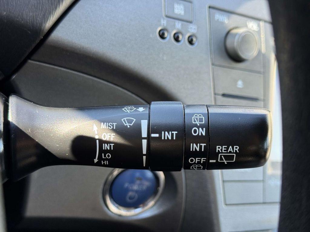 Blizzard Pearl 2015 Toyota Prius Four