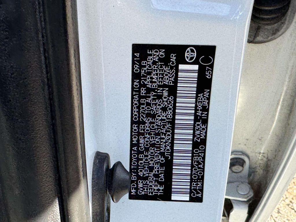 Blizzard Pearl 2015 Toyota Prius Four