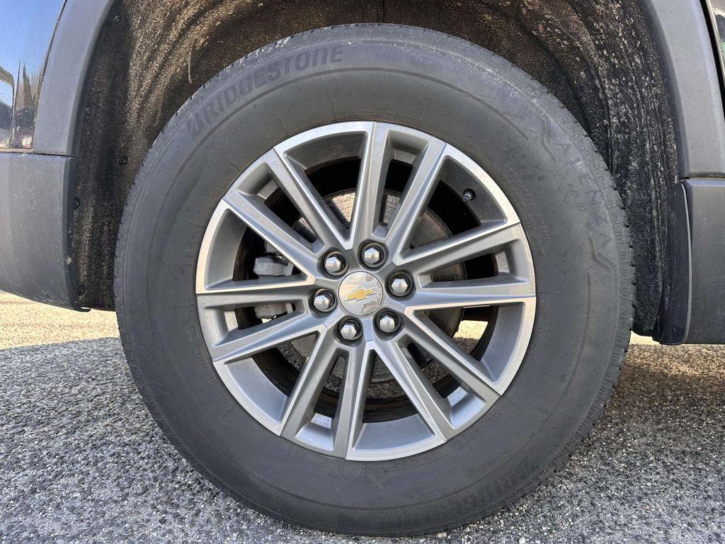 used 2023 Chevrolet Traverse car