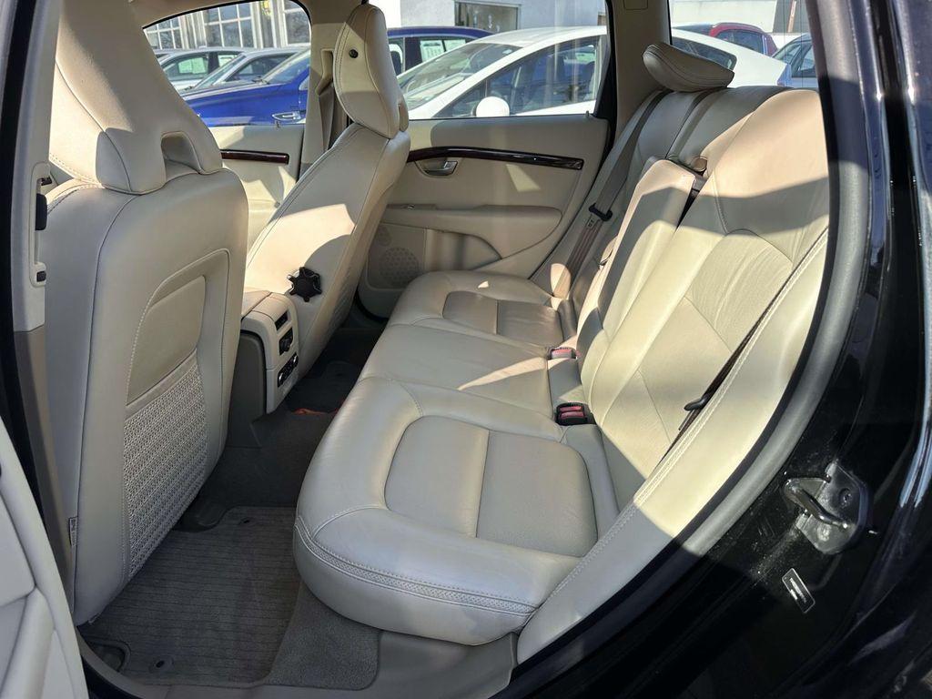 used 2008 Volvo XC70 car