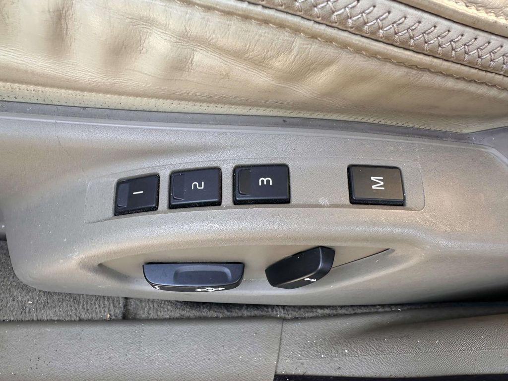 used 2008 Volvo XC70 car