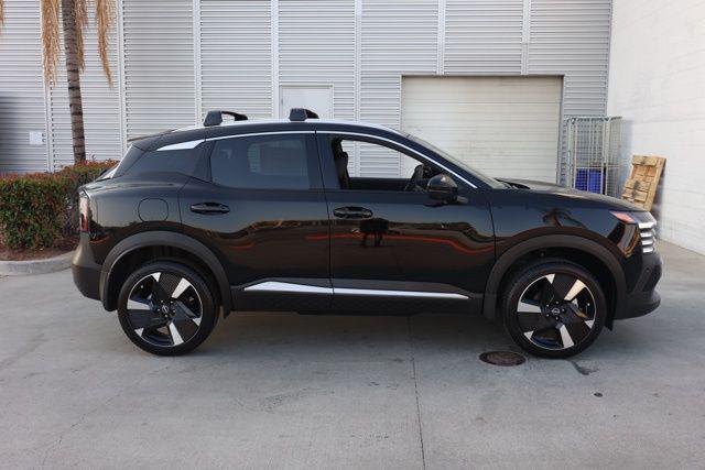 new 2025 Nissan Kicks car, priced at $24,073