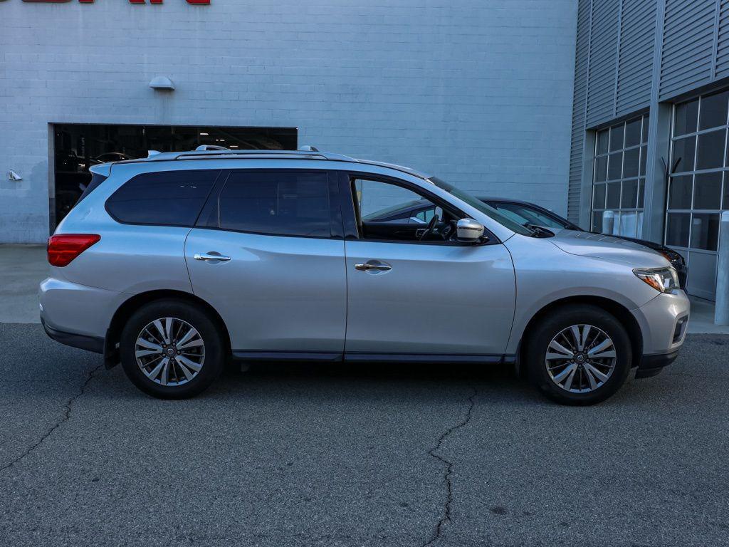 used 2020 Nissan Pathfinder car, priced at $12,586