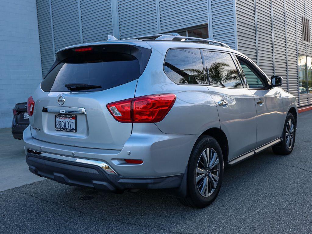 used 2020 Nissan Pathfinder car, priced at $12,586